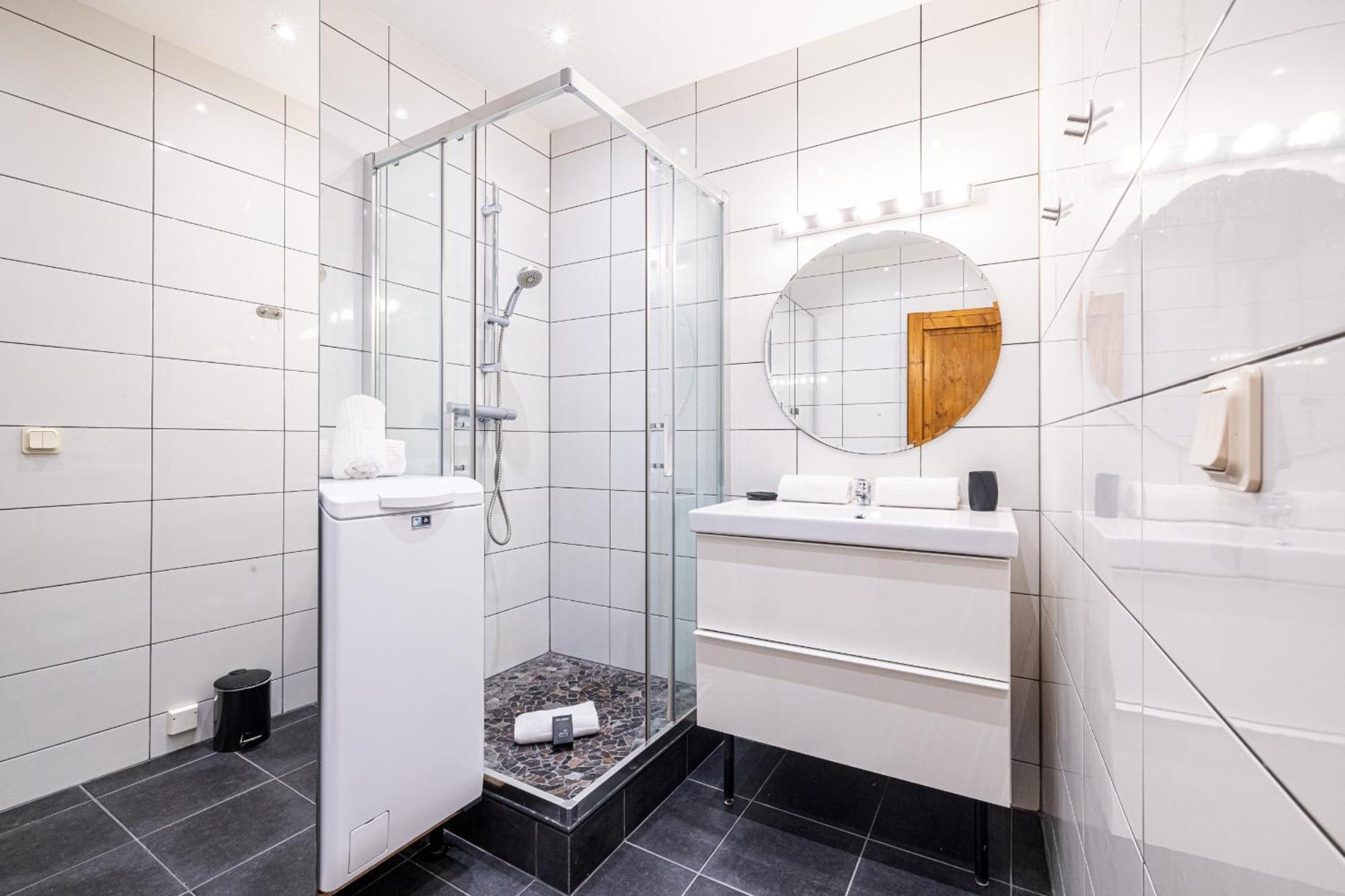 2 Bdr Heart Old Town Appartamento Nizza