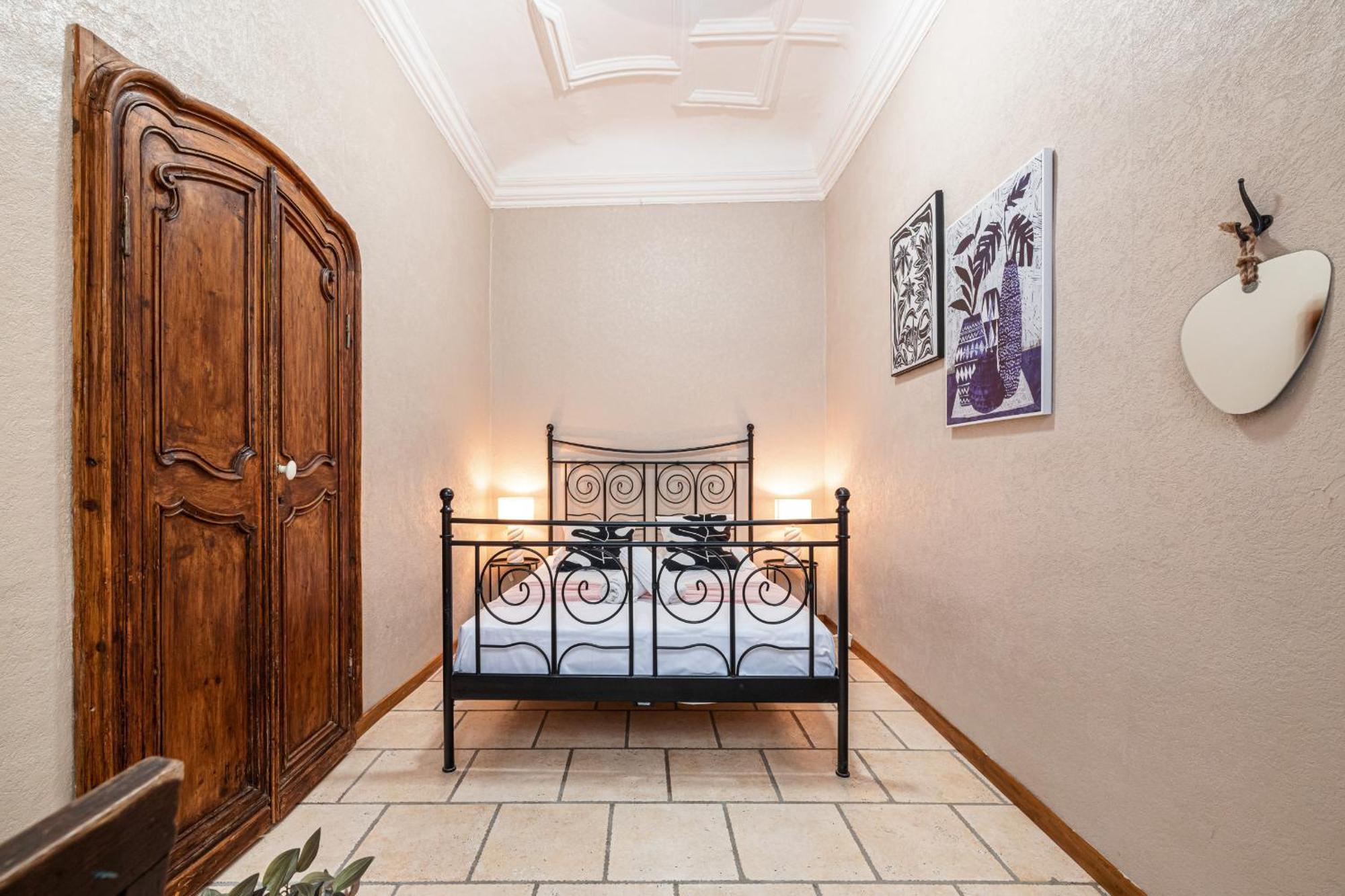 2 Bdr Heart Old Town Nizza